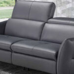 divano in pelle vs tessuto